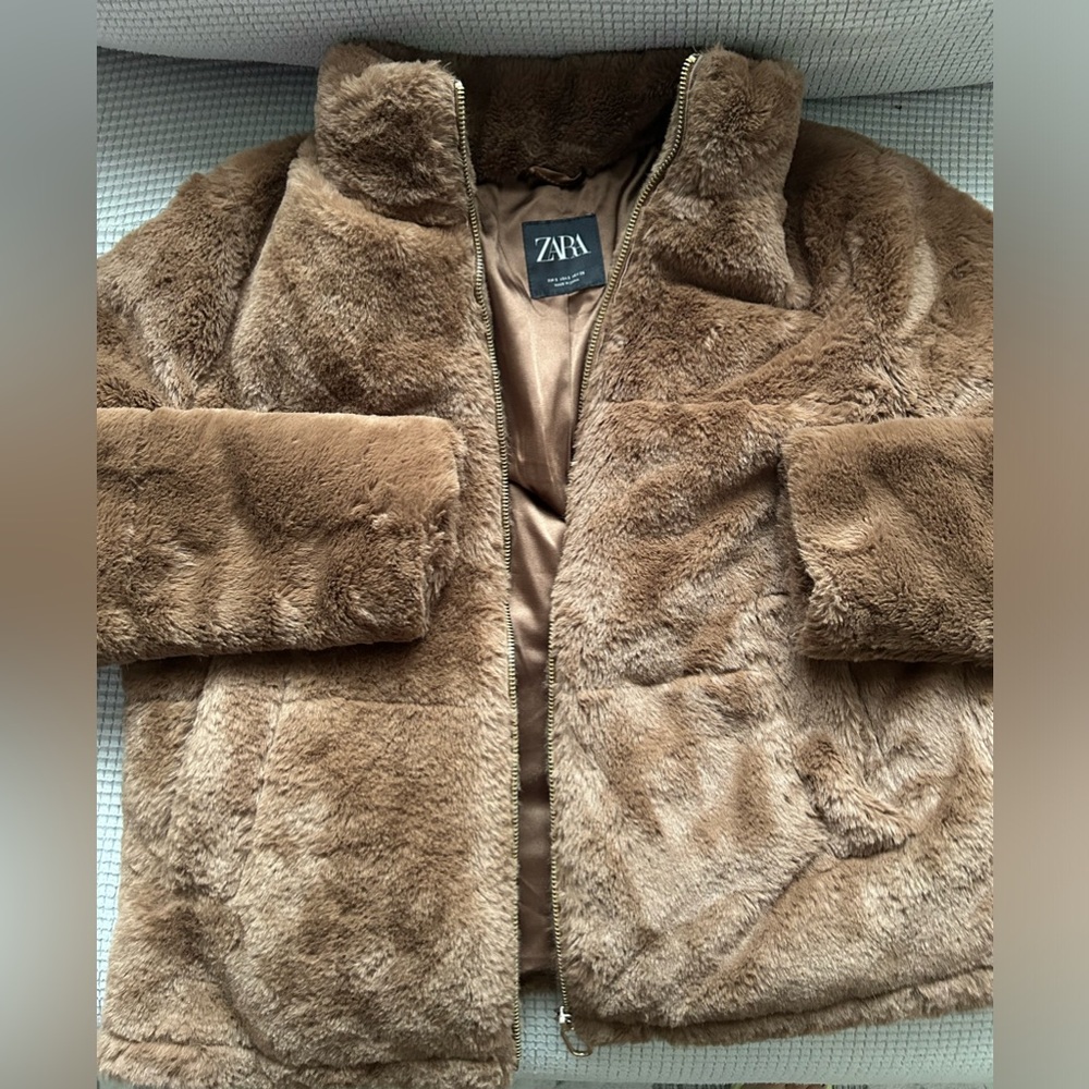 ZARA faux FUR jacket